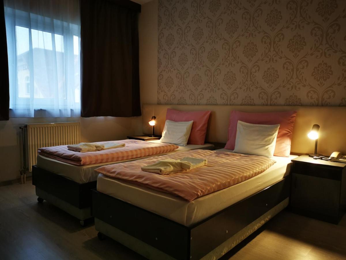 Patyi Etterem Es Hotel Bogote Ngoại thất bức ảnh