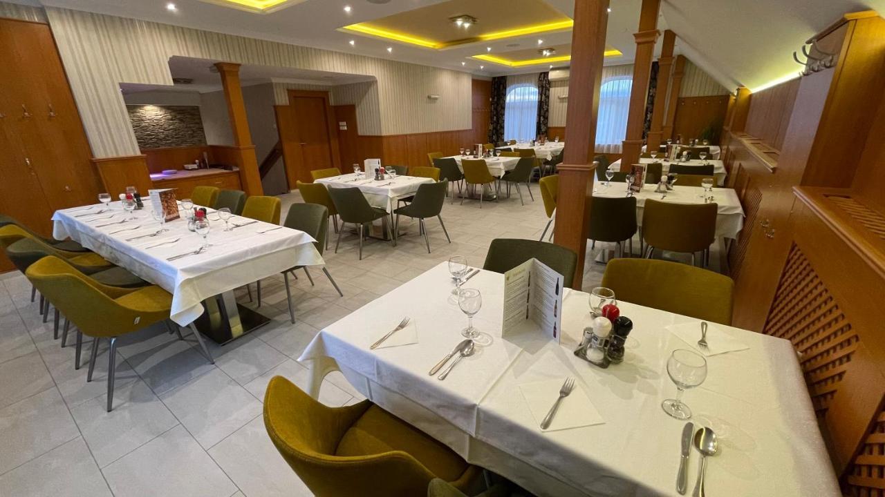 Patyi Etterem Es Hotel Bogote Ngoại thất bức ảnh
