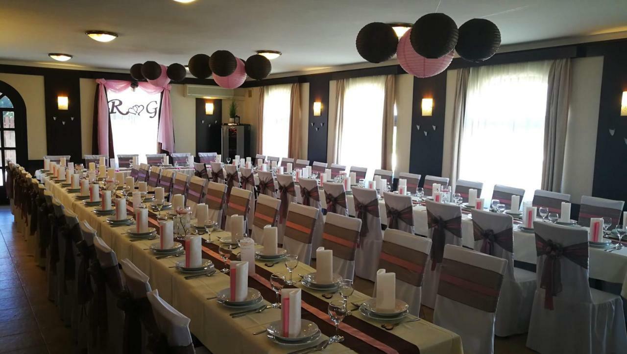 Patyi Etterem Es Hotel Bogote Ngoại thất bức ảnh