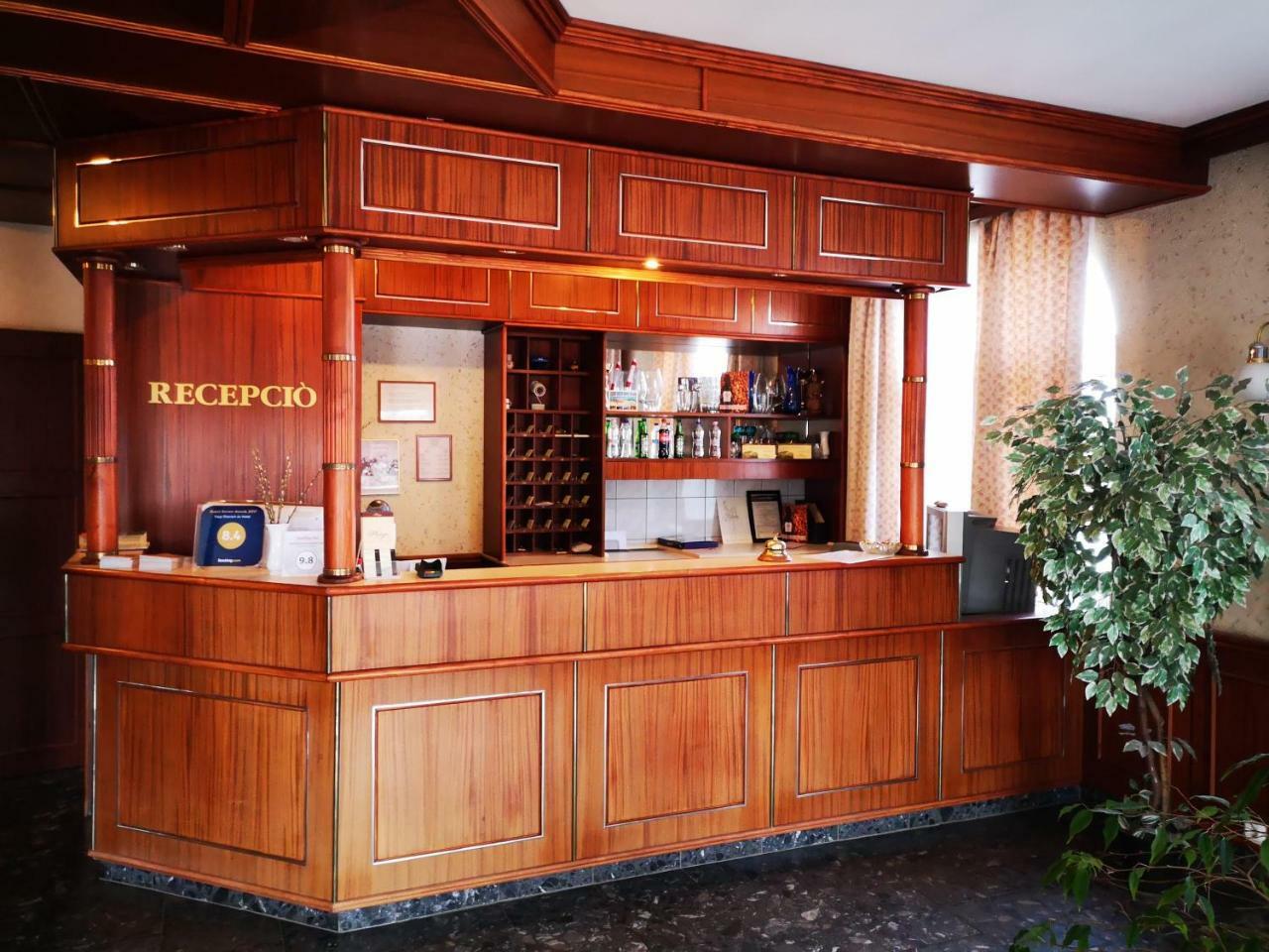 Patyi Etterem Es Hotel Bogote Ngoại thất bức ảnh